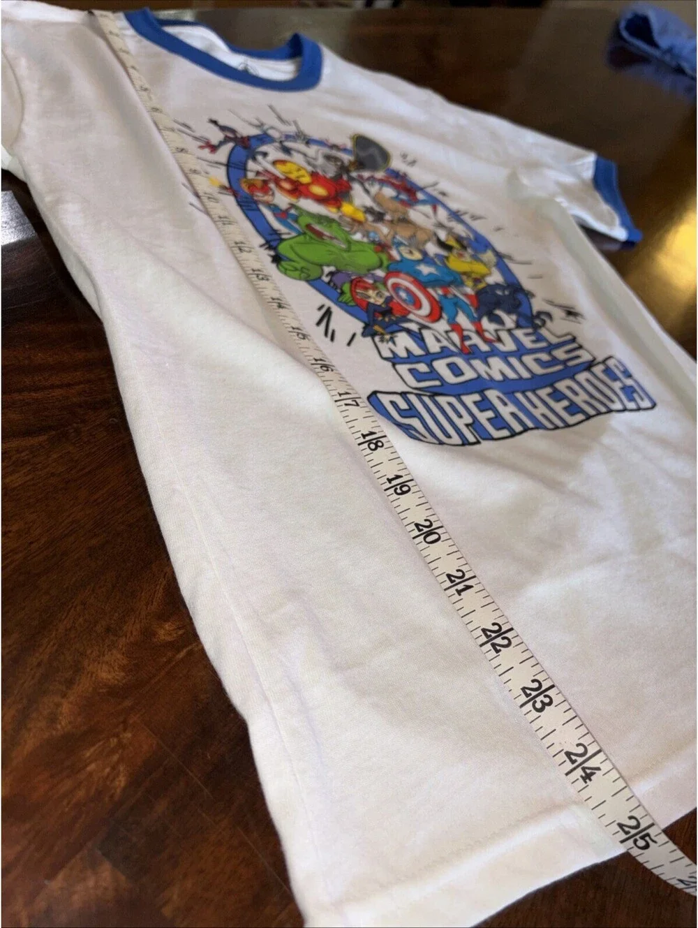 DISNEY MARVEL COMICS SUPER HEROES Collage t-shirt SIZE MEDIUM-Unisex New